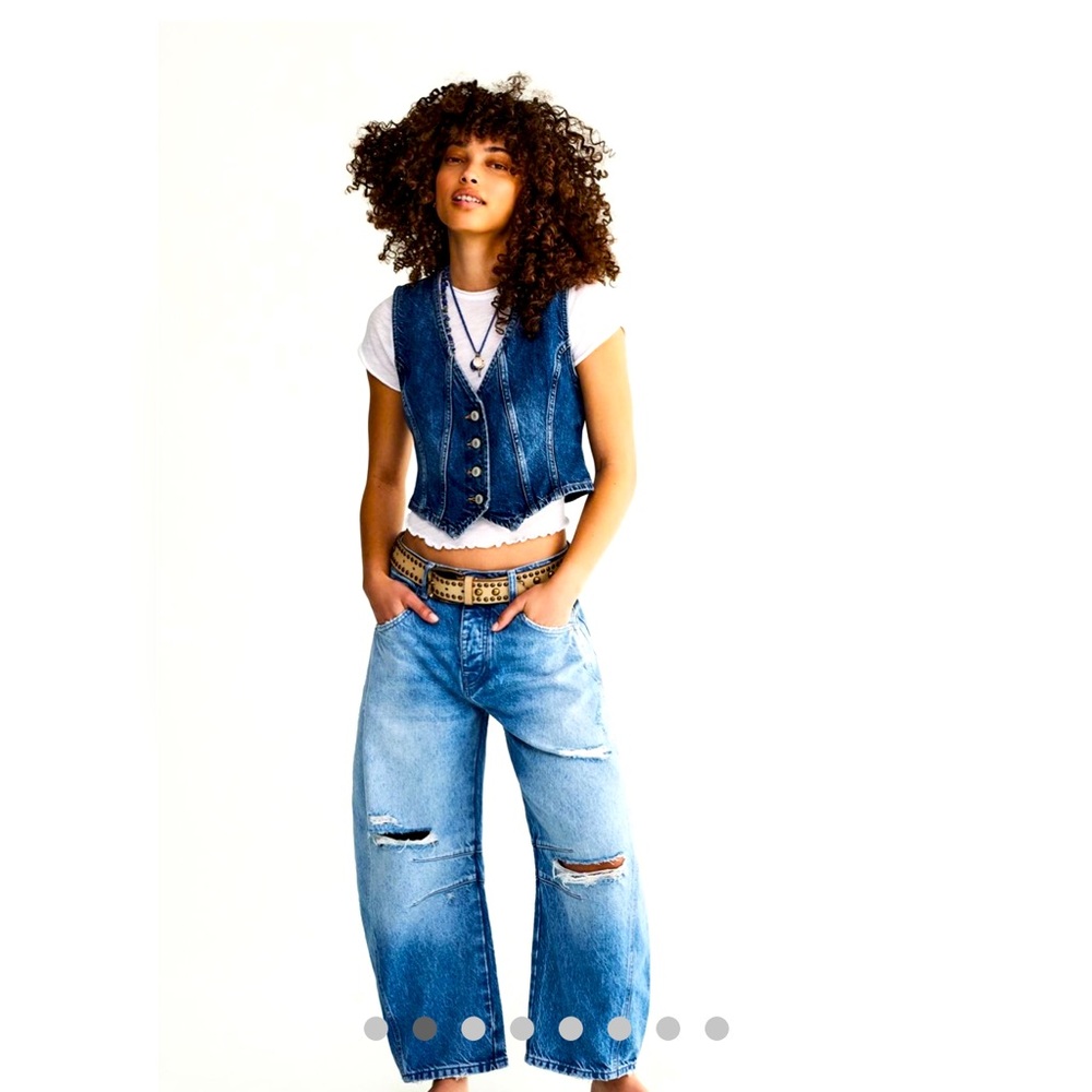 👖WTF Barrel Jeans NWOT👖
